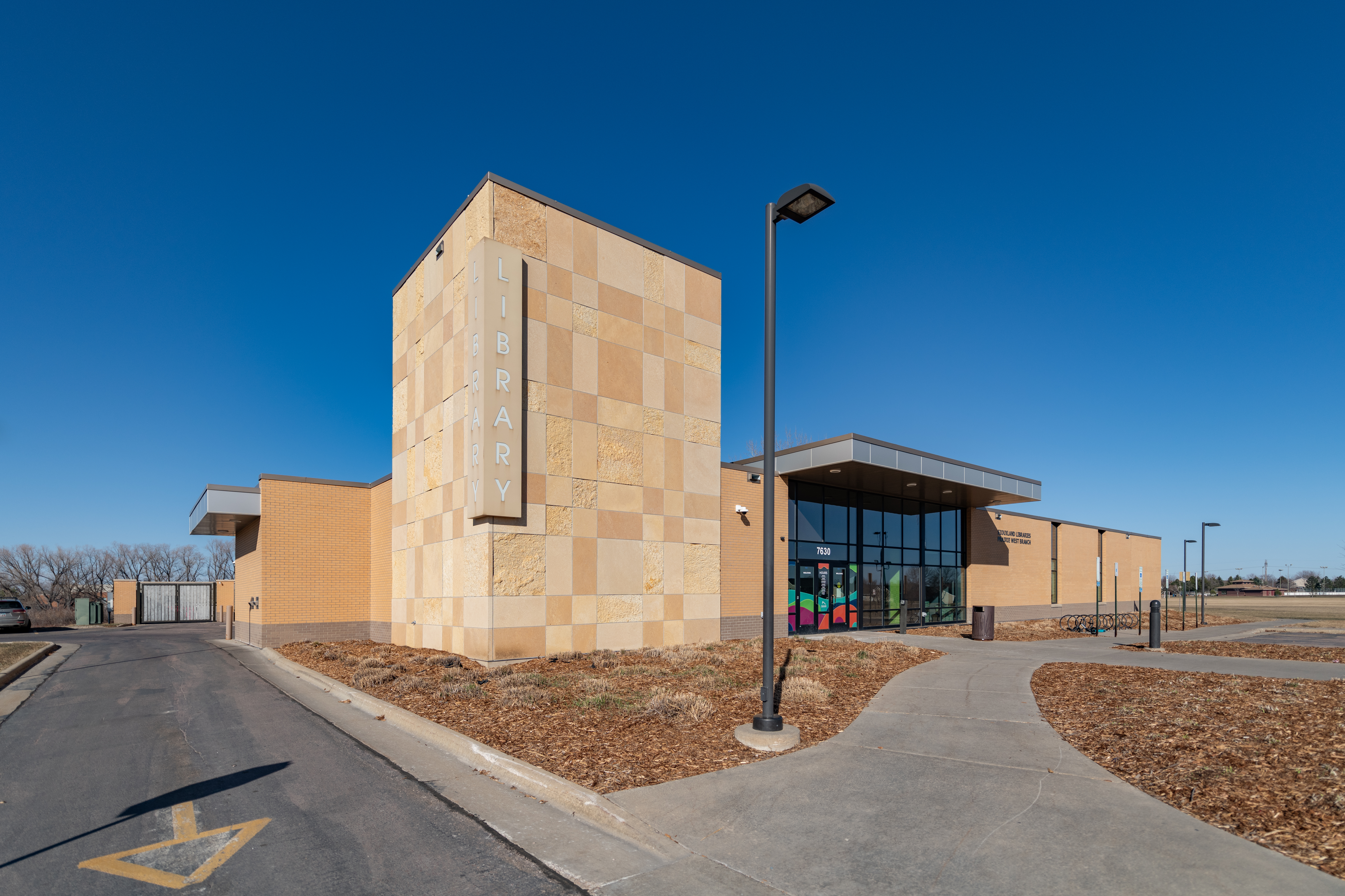 Exterior of the Prairie West Branch Library